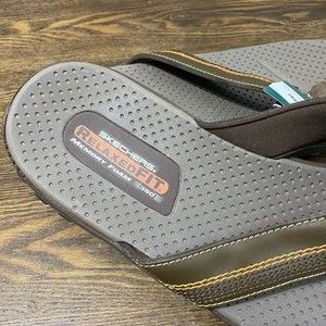 Skechers Mens Slippers Size 12 Relaxed Fit Memory Foam Leather Brown NWOB